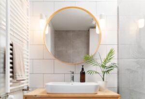 Espelhos Ovais: Adicionando Elegância e Suavidade ao Seu Banheiro
